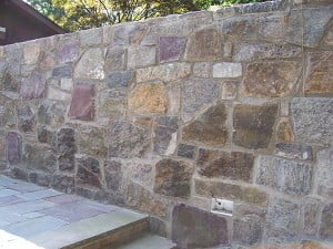 Retaining wall stone